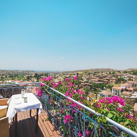 Adamos Hotel Apartments Tochni Bagian luar foto